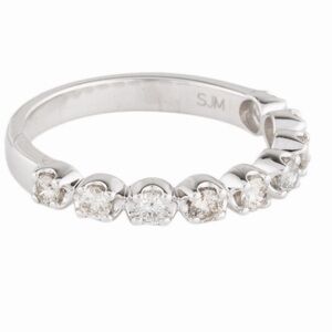 Elegant White Gold Diamond Ring